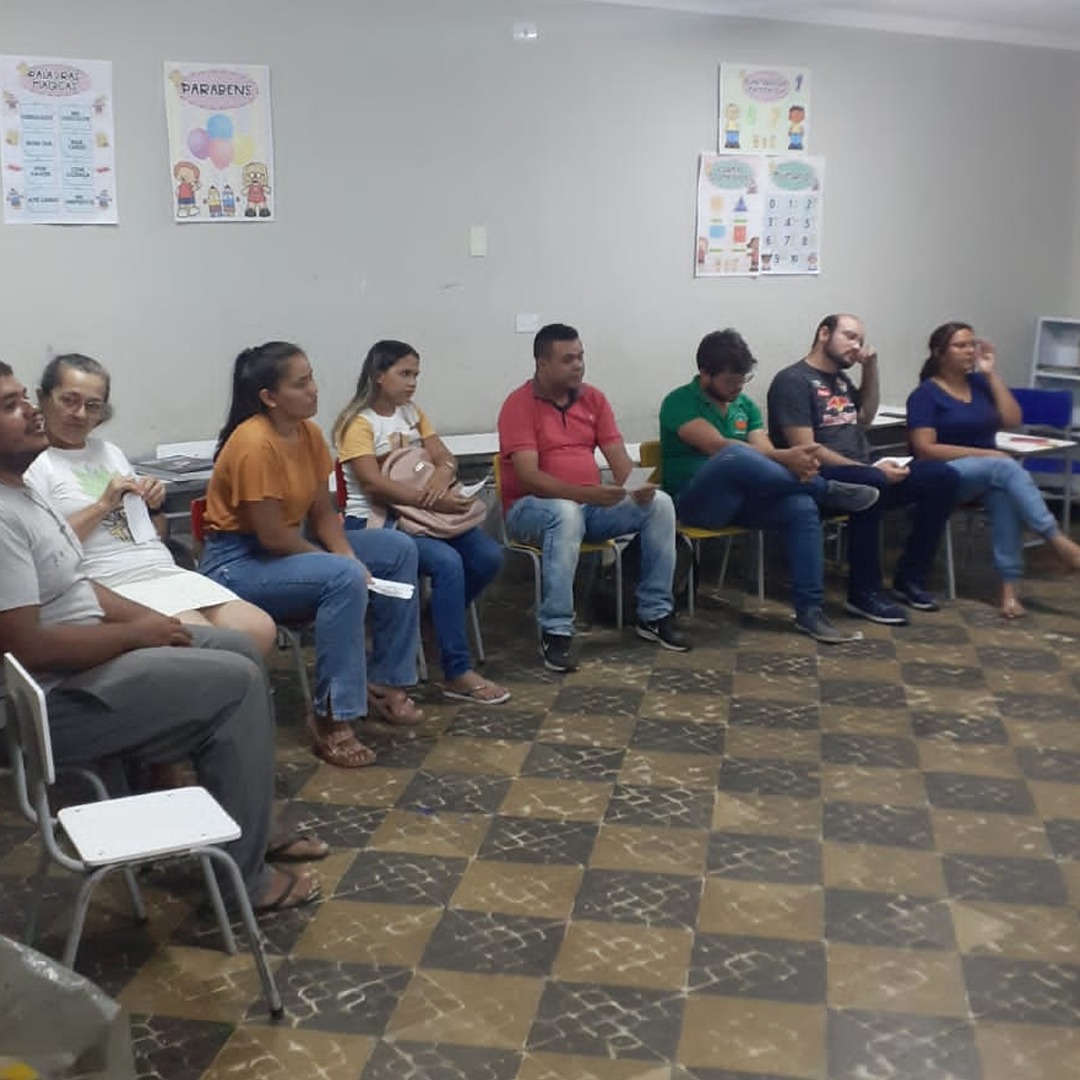 SECRETARIA DE EDUCAÇÃO REALIZA REUNIÕES COM DIRETORES, COORDENADORES E PROFESSORES DAS ESCOLAS MUNICIPAIS