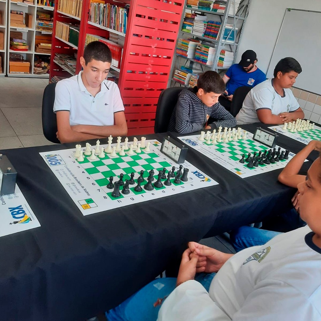 NOSSO ALUNO, AUGUSTO ACIOLE, VENCE COMPETIÇÃO DE XADREZ EM MARCELINO VIEIRA