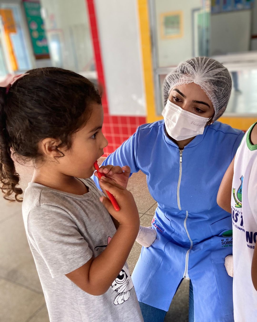 PREFEITURA REALIZA AÇÃO NA CRECHE MARIA CÂNDIDA DA CONCEIÇÃO, DANDO CONTINUIDADE A 11ª SEMANA DO BEBÊ
