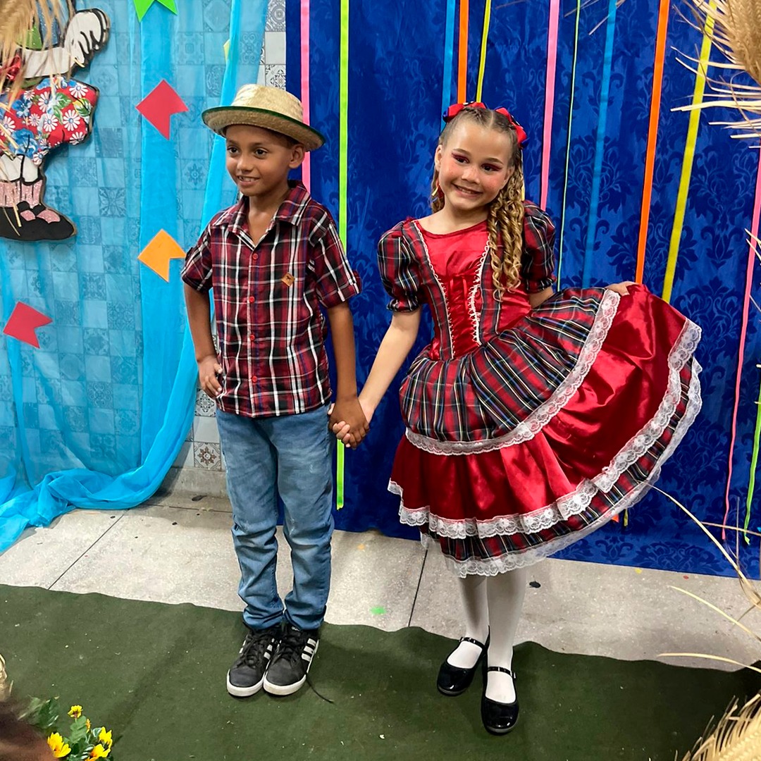 PREFEITURA REALIZA SÃO JOÃO DA ESCOLA MUNICIPAL PROF. JÚLIO BENEDITO