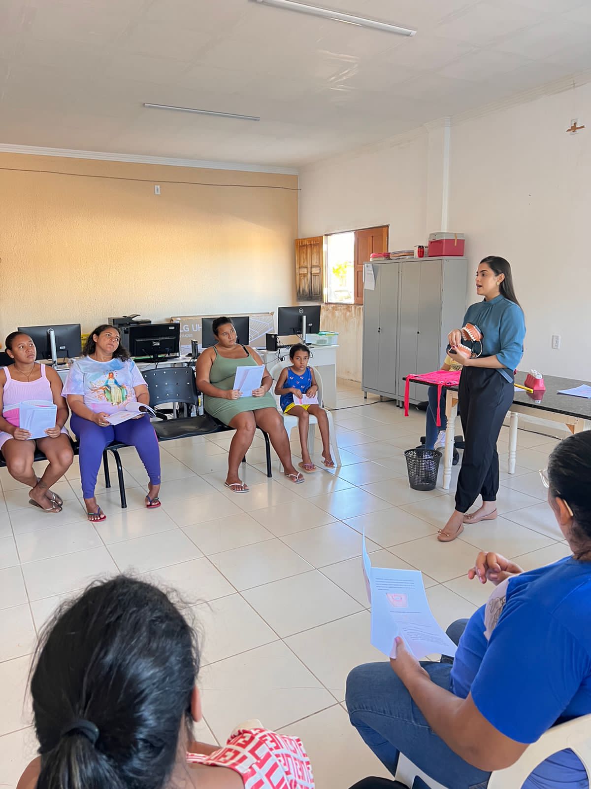 PREFEITURA REALIA MAIS UMA REUNIÃO DP GRUPO "NASCER BEM"