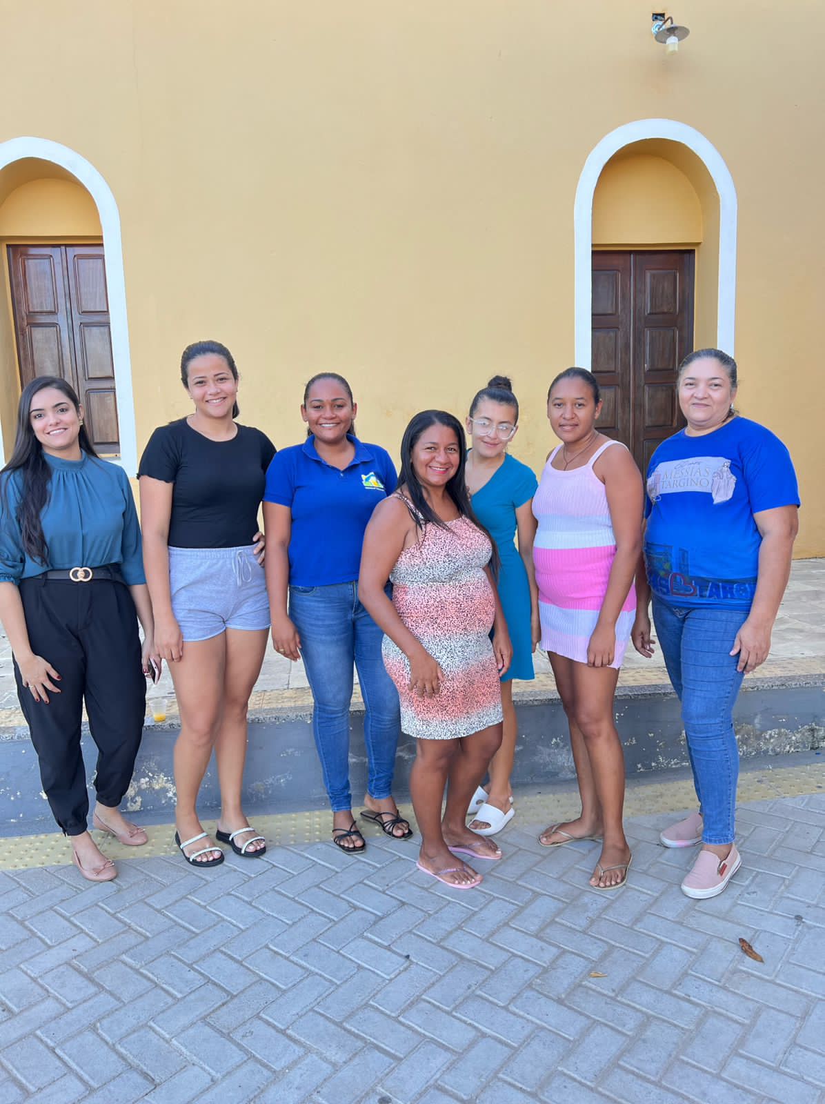 PREFEITURA REALIA MAIS UMA REUNIÃO DP GRUPO "NASCER BEM"