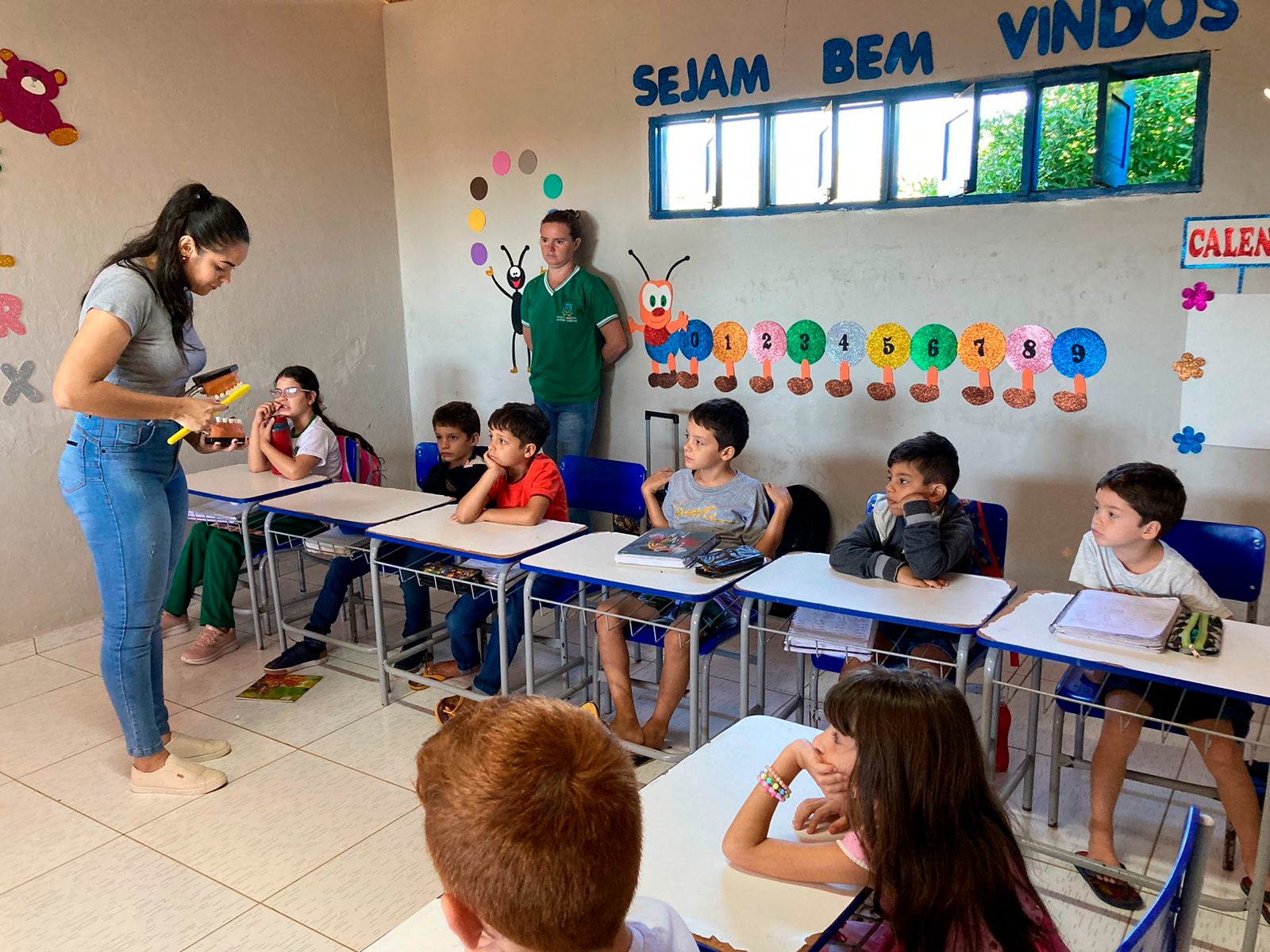 PREFEITURA REALIZA AÇÃO DO PROGRAMA SAÚDE NA ESCOLA NO SITIO SAQUINHO