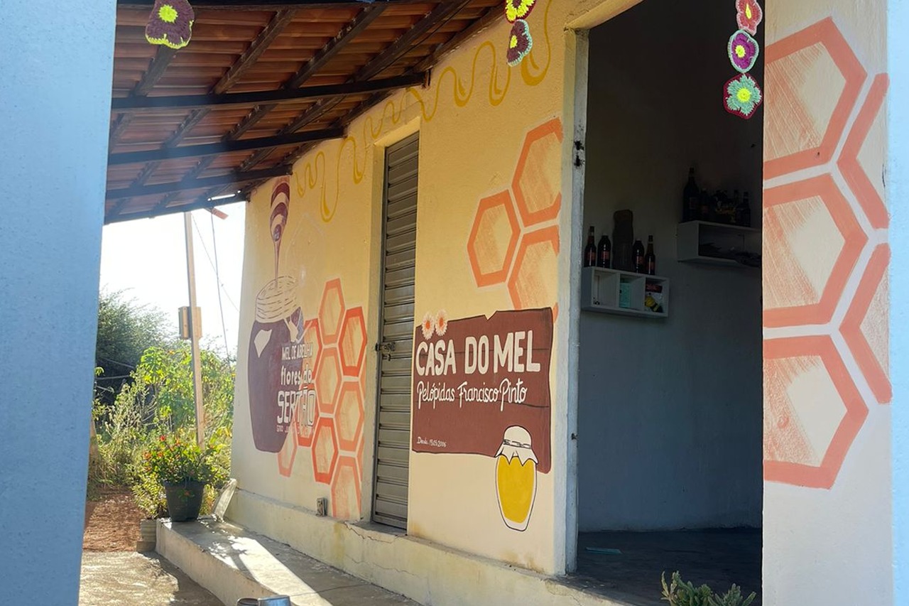 MESSIAS TARGINO REALIZARÁ REUNIÃO COM APICULTORES SOBRE A CADEIA DO MEL