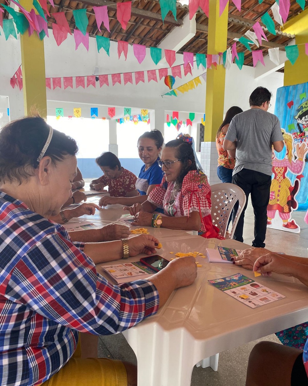 PREFEIURA REALIZA MAIS UM NCONTRO DO GRUPO "MENTE ATIVA"