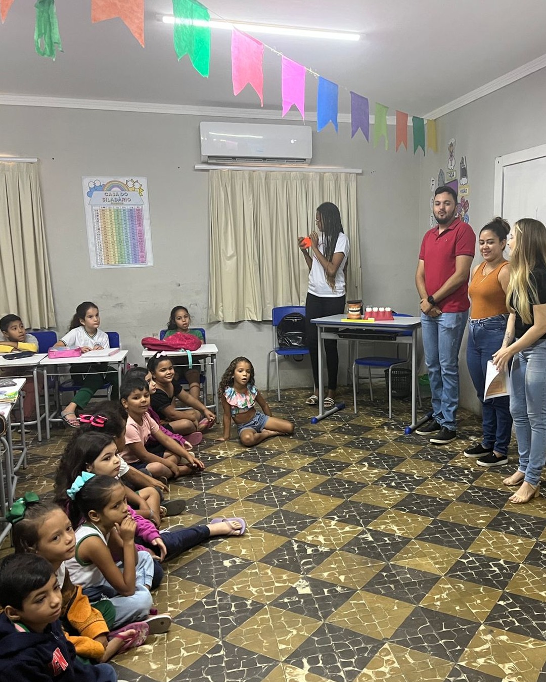 PREFEITURA DE MESSIAS TARGINO REALIZA AÇÃO COM DENTISTA, NUTRICIONISTA E ENFERMEIRA NA ESCOLA MUNICIPAL PROF. JÚLIO BENEDITO