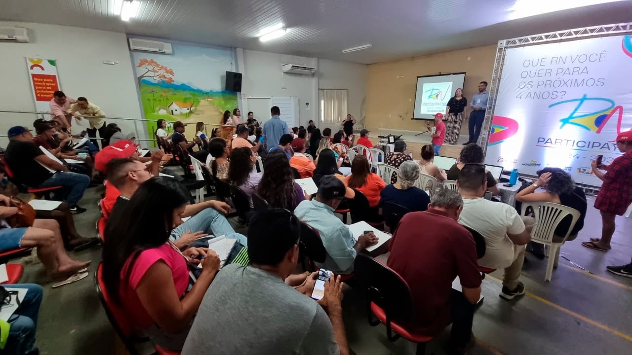 MESSIAS TARGINO PARTICIPA DE PLENÁRIA DO PPA "RN PARTICIPATIVO" NO TERRITÓRIO SERTÃO DO APODI