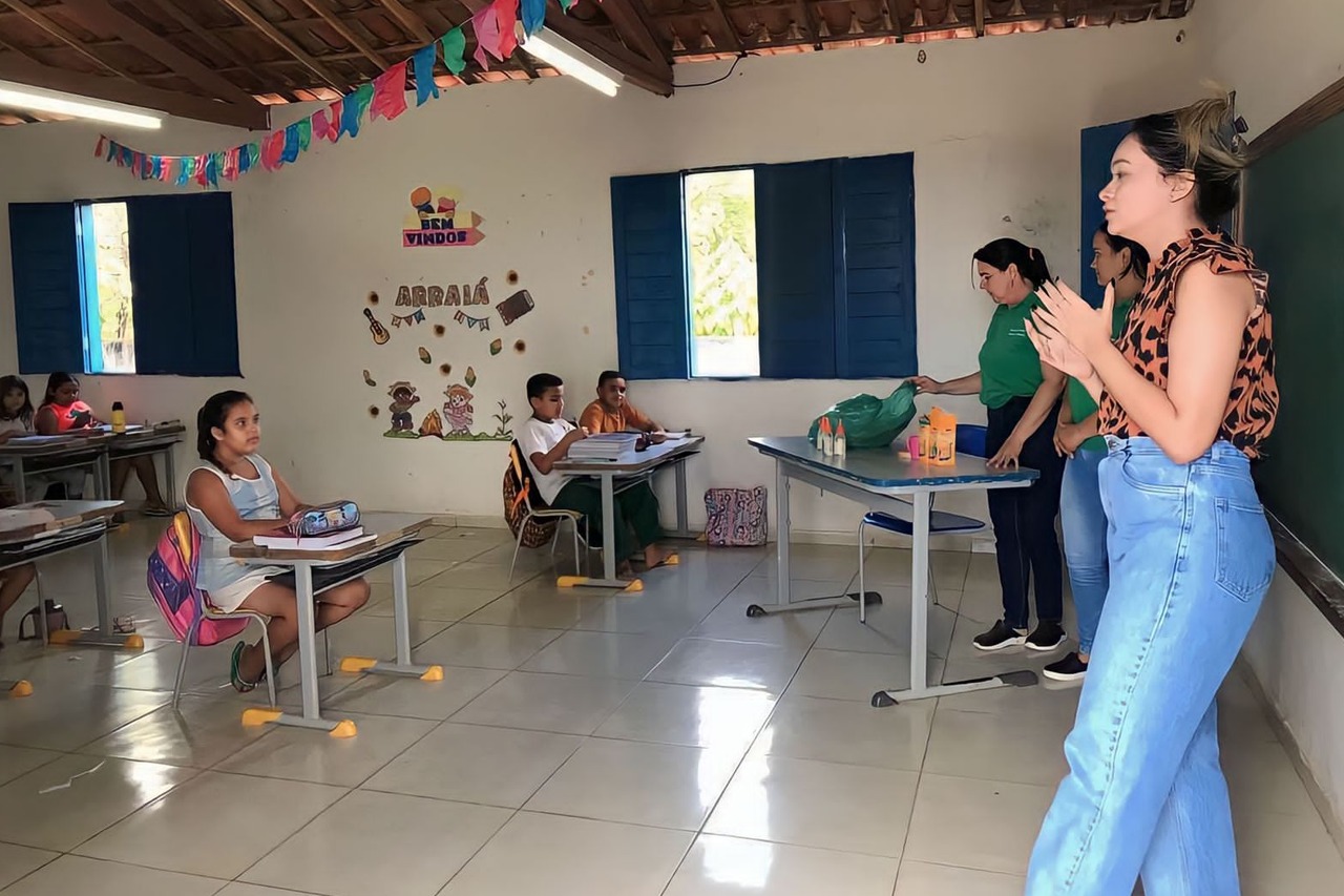 EQUIPE DO CRAS REALIZA ATIVIDADES LÚDICA NAS ESCOLAS DA ZONA RURAL