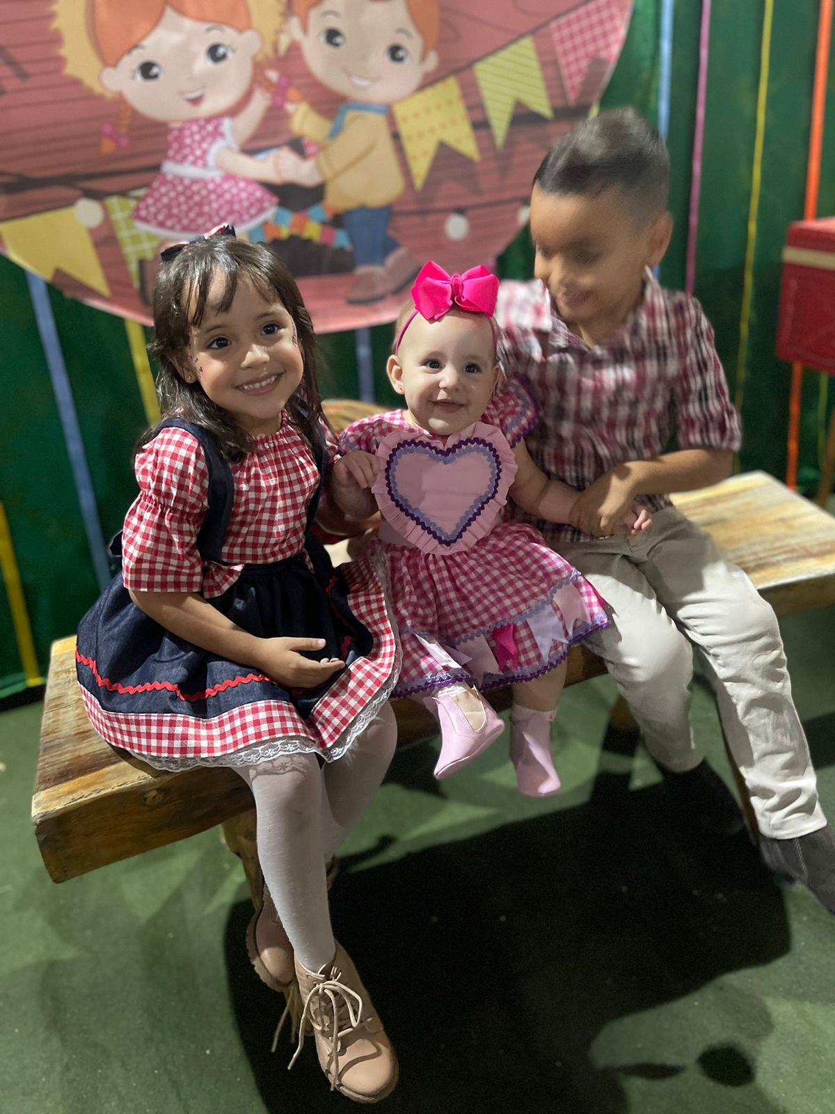 PREFEITURA REALIZA SÃO JOÃO DA CRECHE MUNICIPAL MARIA CANDIDA DA CONCEIÇÃO