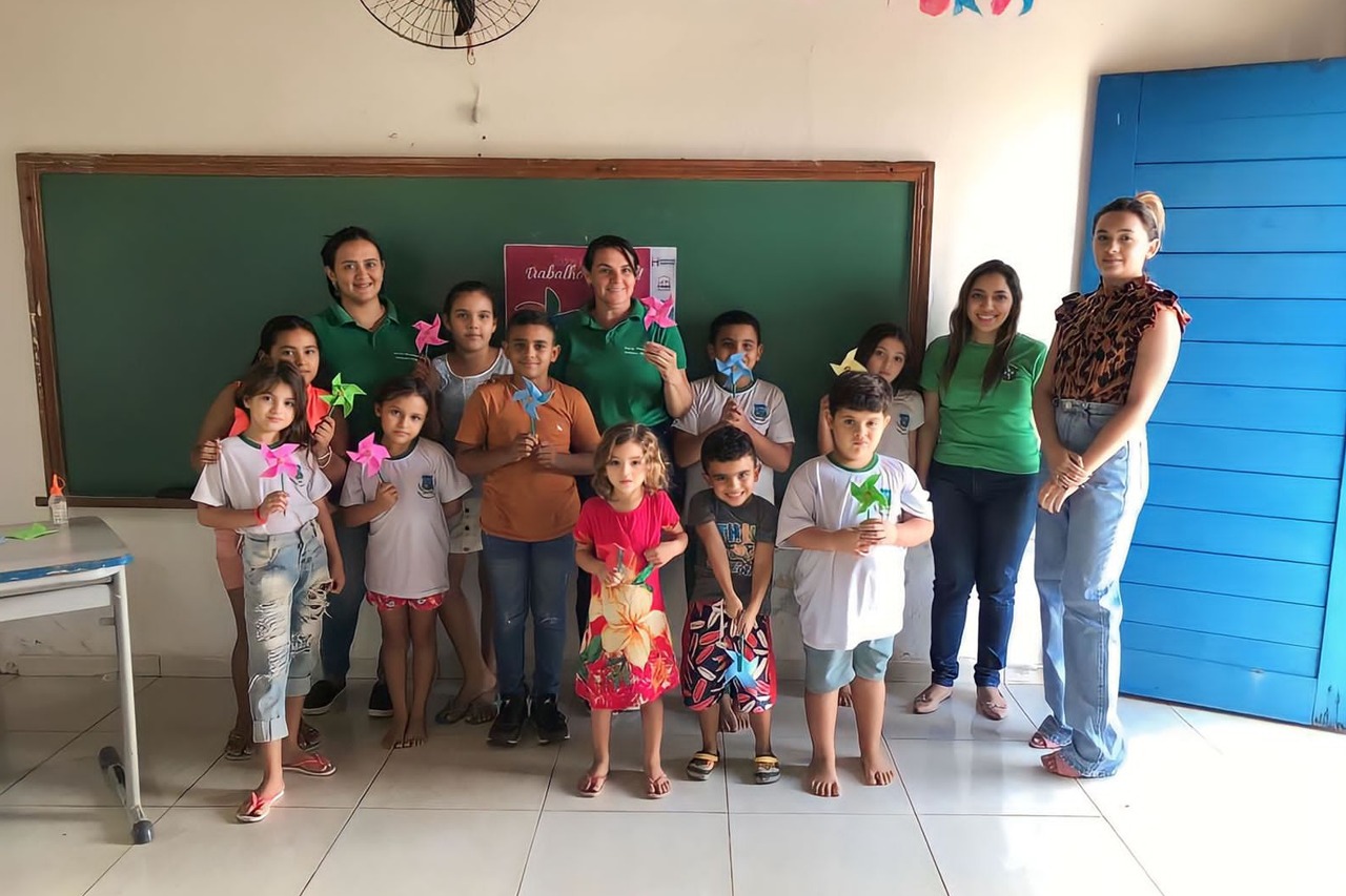 EQUIPE DO CRAS REALIZA ATIVIDADES LÚDICA NAS ESCOLAS DA ZONA RURAL