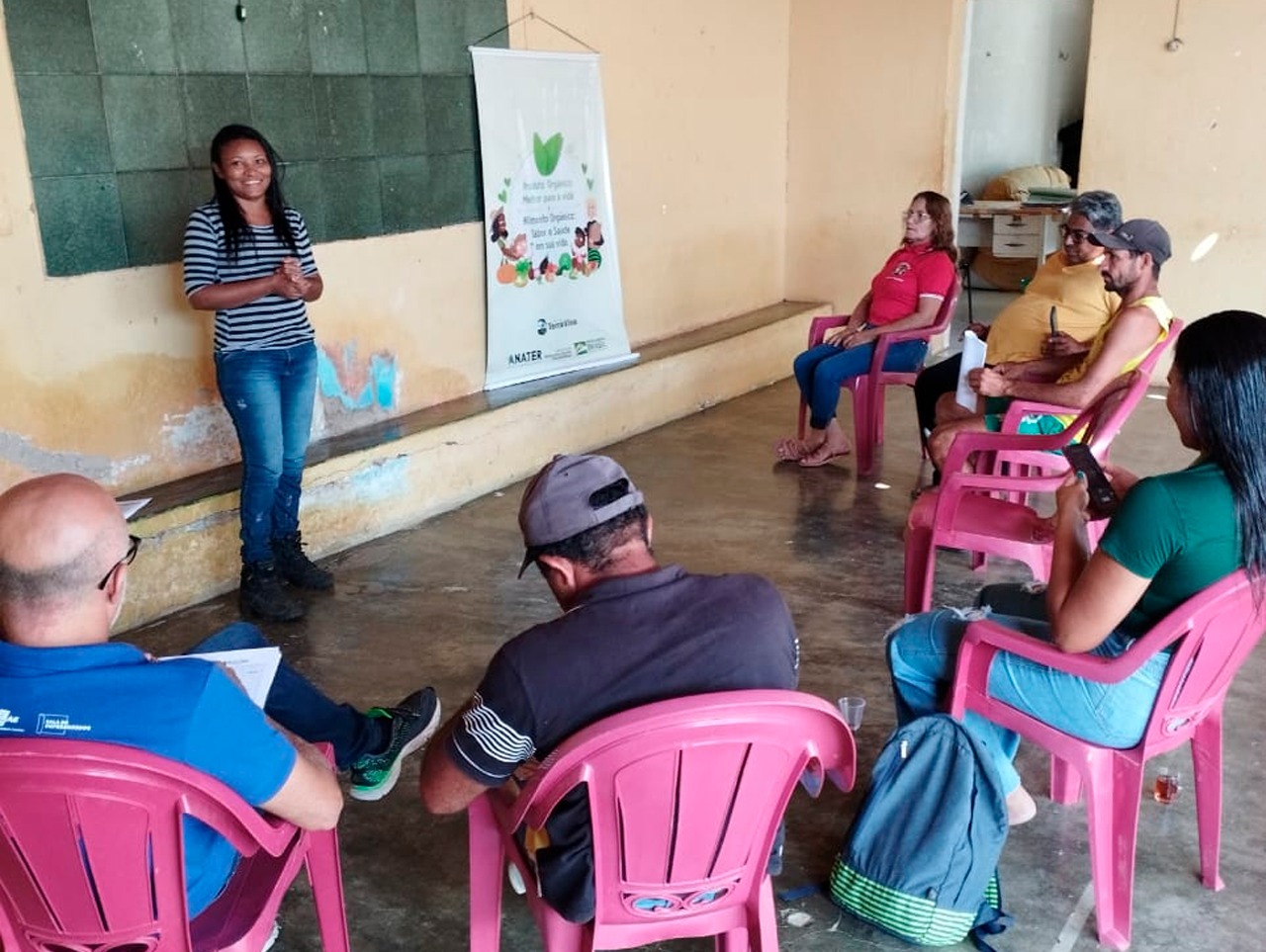 PREFEITURA REALIZA REUNIAO DO PROGRAMA "AQUISIÇÃO DE ALIMENTOS"