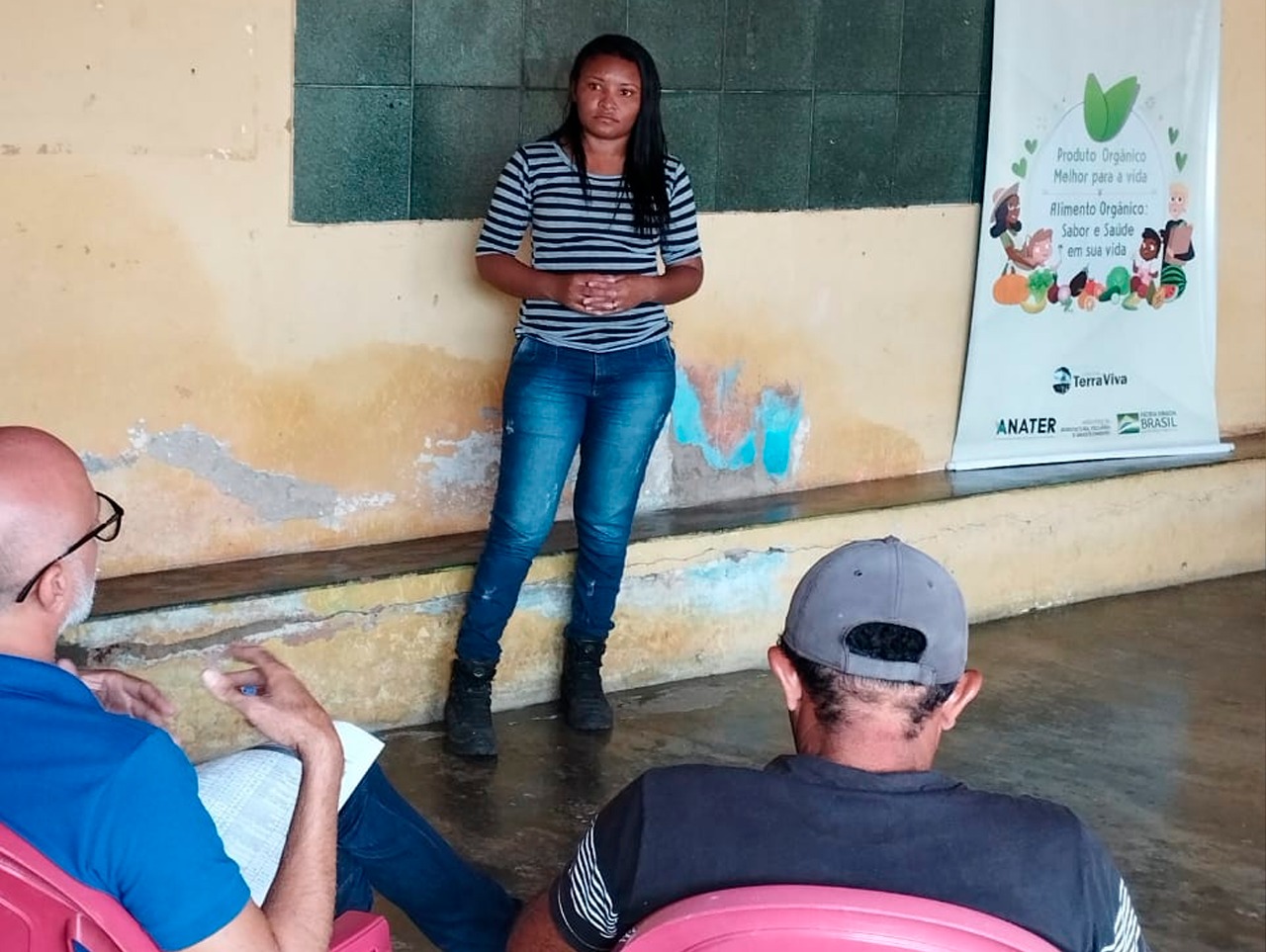 PREFEITURA REALIZA REUNIAO DO PROGRAMA "AQUISIÇÃO DE ALIMENTOS"