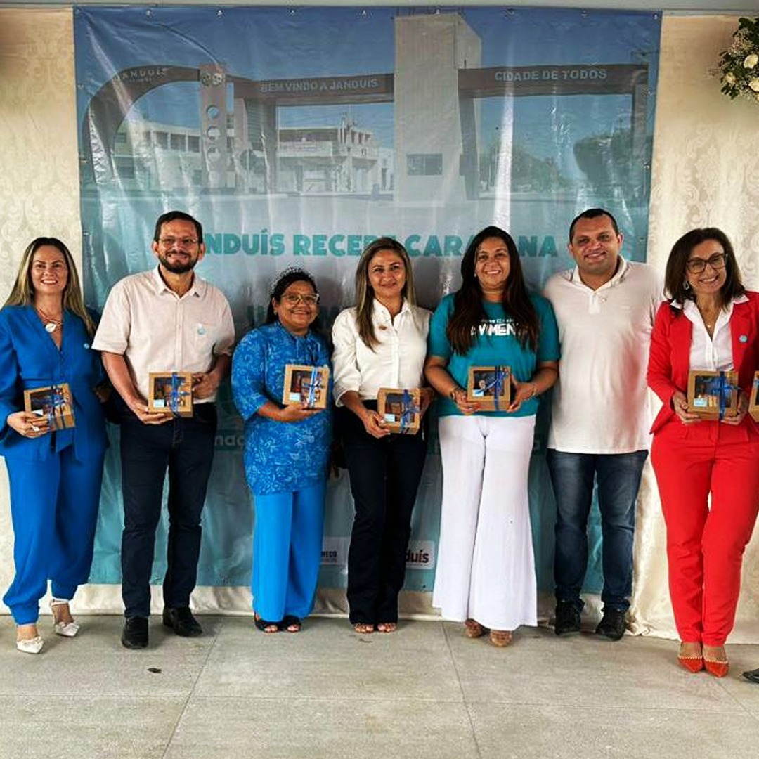 SECRETÁRIA DE EDUCAÇÃO E TÉCNICOS DA SECRETARIA MUNICIPAL DE EDUCAÇÃO PARTICIPARAM DE FORMAÇÃO DA "UDIME" EM JANDUÍS/RN