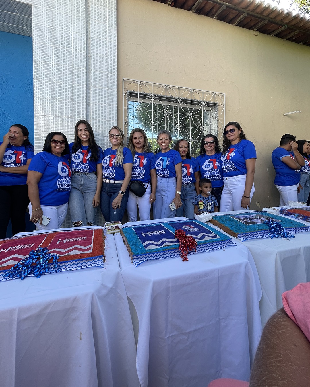 MESSIAS TARGINO CELEBRA 61 ANOS COM O TRADICIONAL BOLO DE 61 METROS