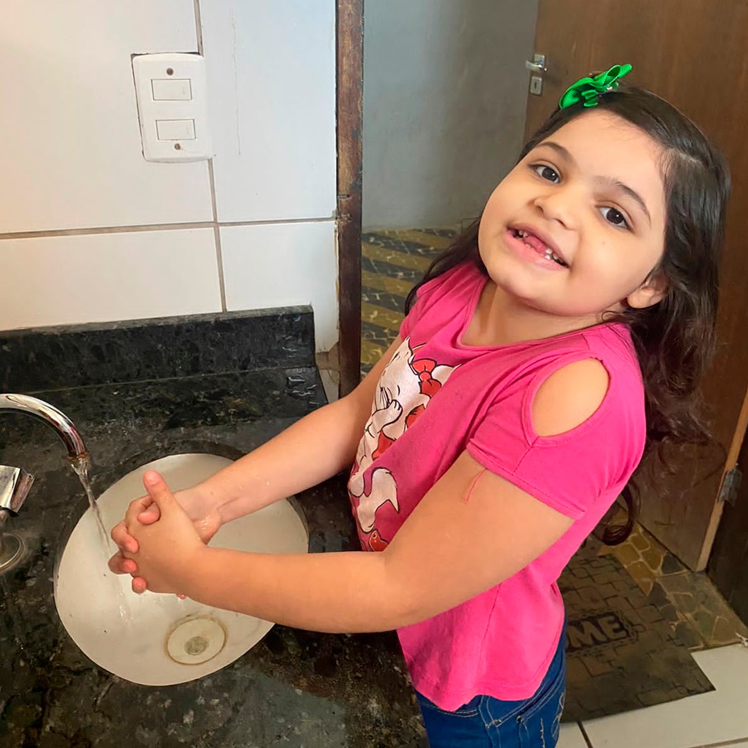 PROGRAMA DE LAVAGEM DE MÃOS E HIGIENE NA PRÉ-ESCOLA E SÉRIES INCIIAIS DO ENSINO FUNDAMENTAL