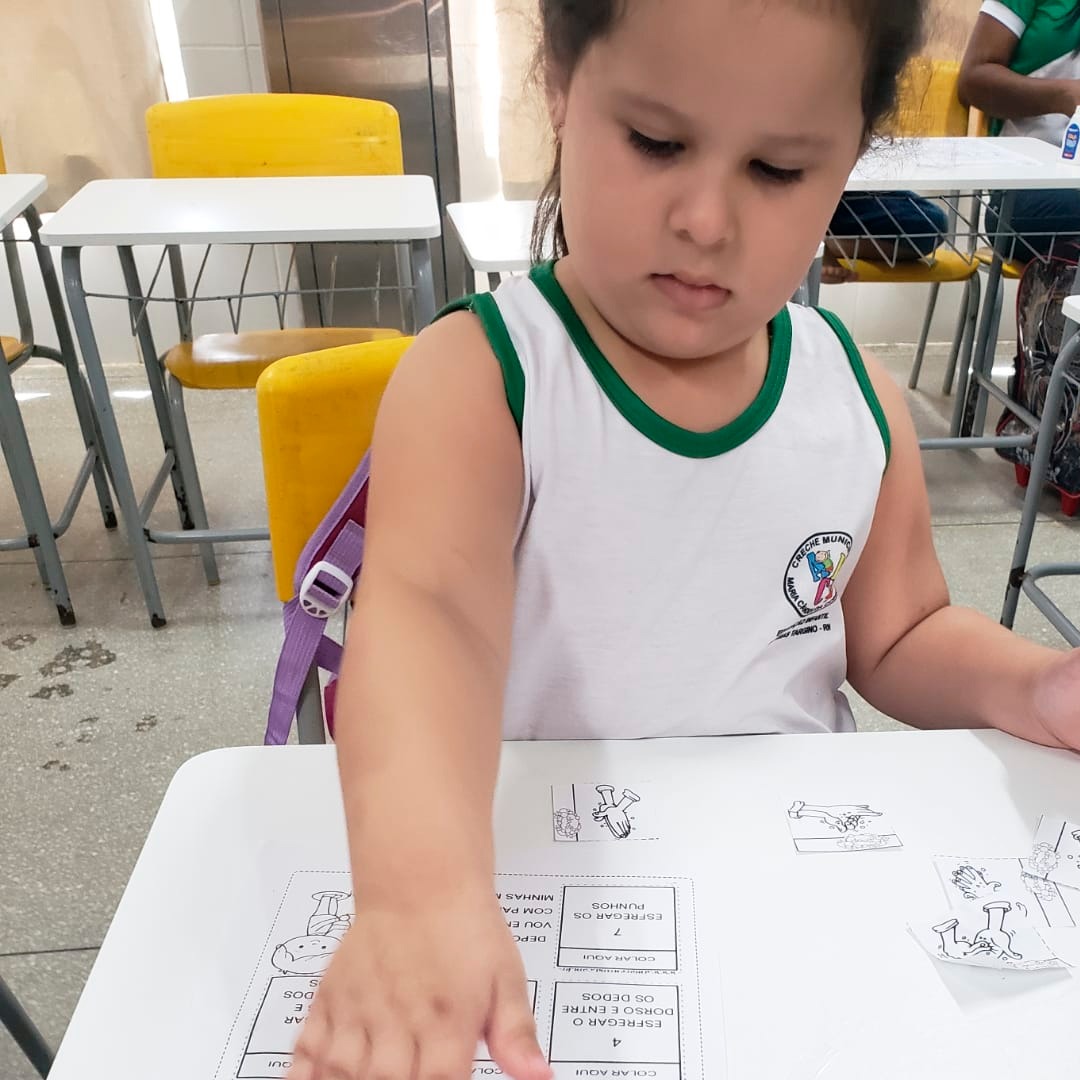 PROGRAMA DE LAVAGEM DE MÃOS E HIGIENE NA PRÉ-ESCOLA E SÉRIES INCIIAIS DO ENSINO FUNDAMENTAL