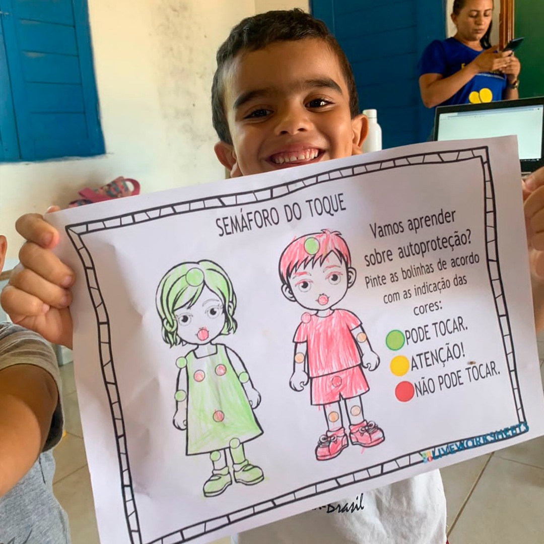 CONSELHO TUTELAR REALIZA ATIVIDADE DO "18 DE MAIO" NA ESCOLA MUNICIPAL ANTÔNIO CARDOSO UNIDADE II