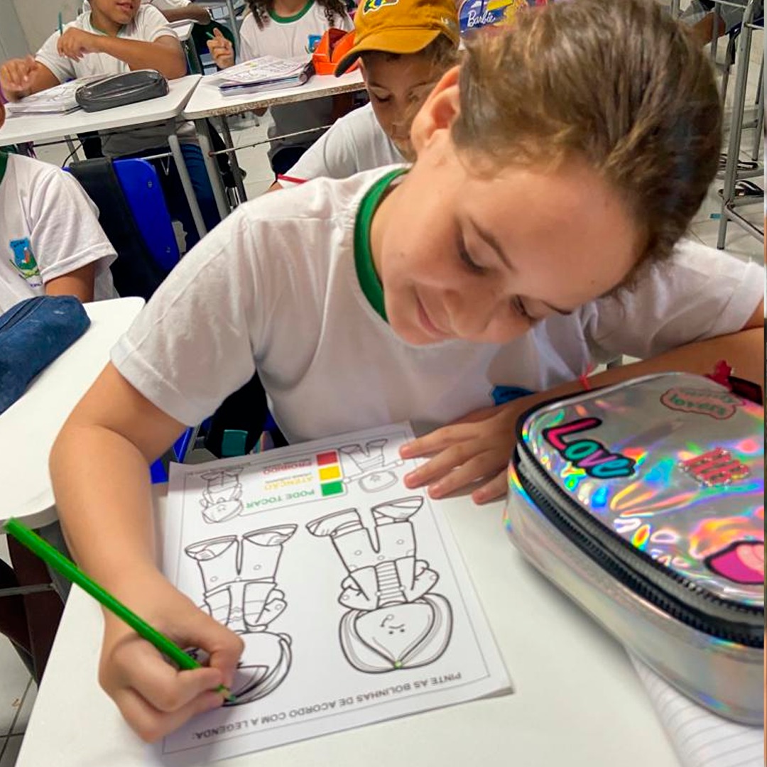 SETOR DE EDUCAÇÃO, CMDCA E COSNELHO TUTELAR REALIZAM AÇÃO DO "18 DE MAIO" NA ESCOLA MUNICIPAL PROF. JÚLIO BENEDITO