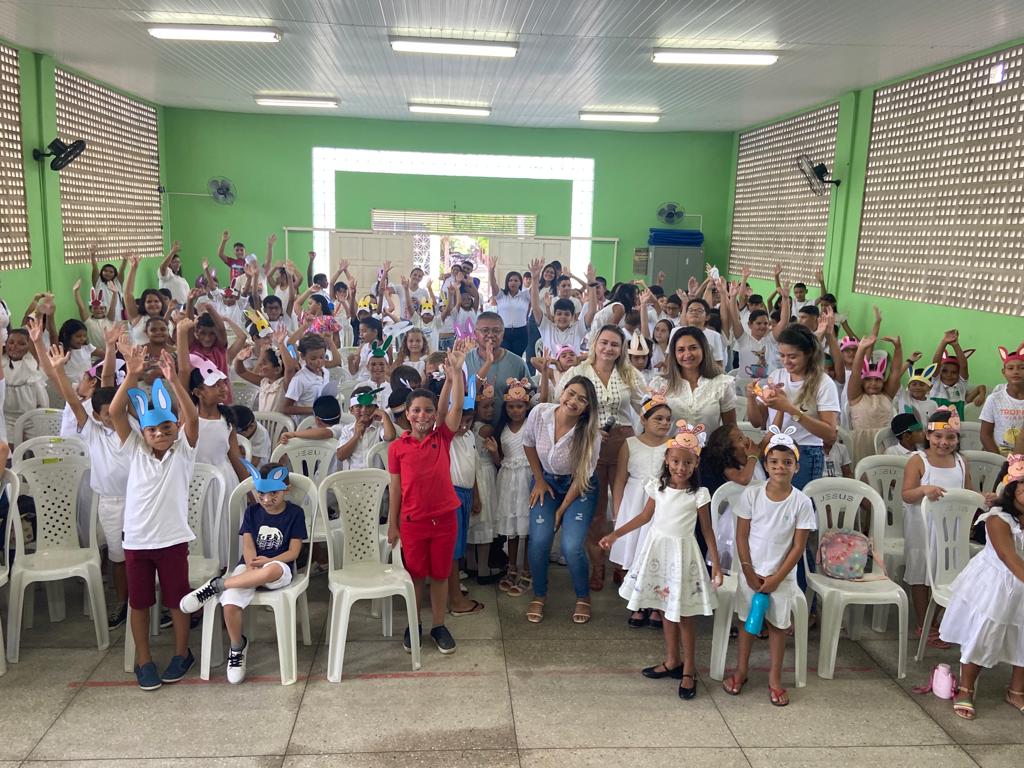 PREFEITURA REALIZOU FESTA DE PÁSCOA PARA TODA REDE MUNICIPAL DE ENSINO