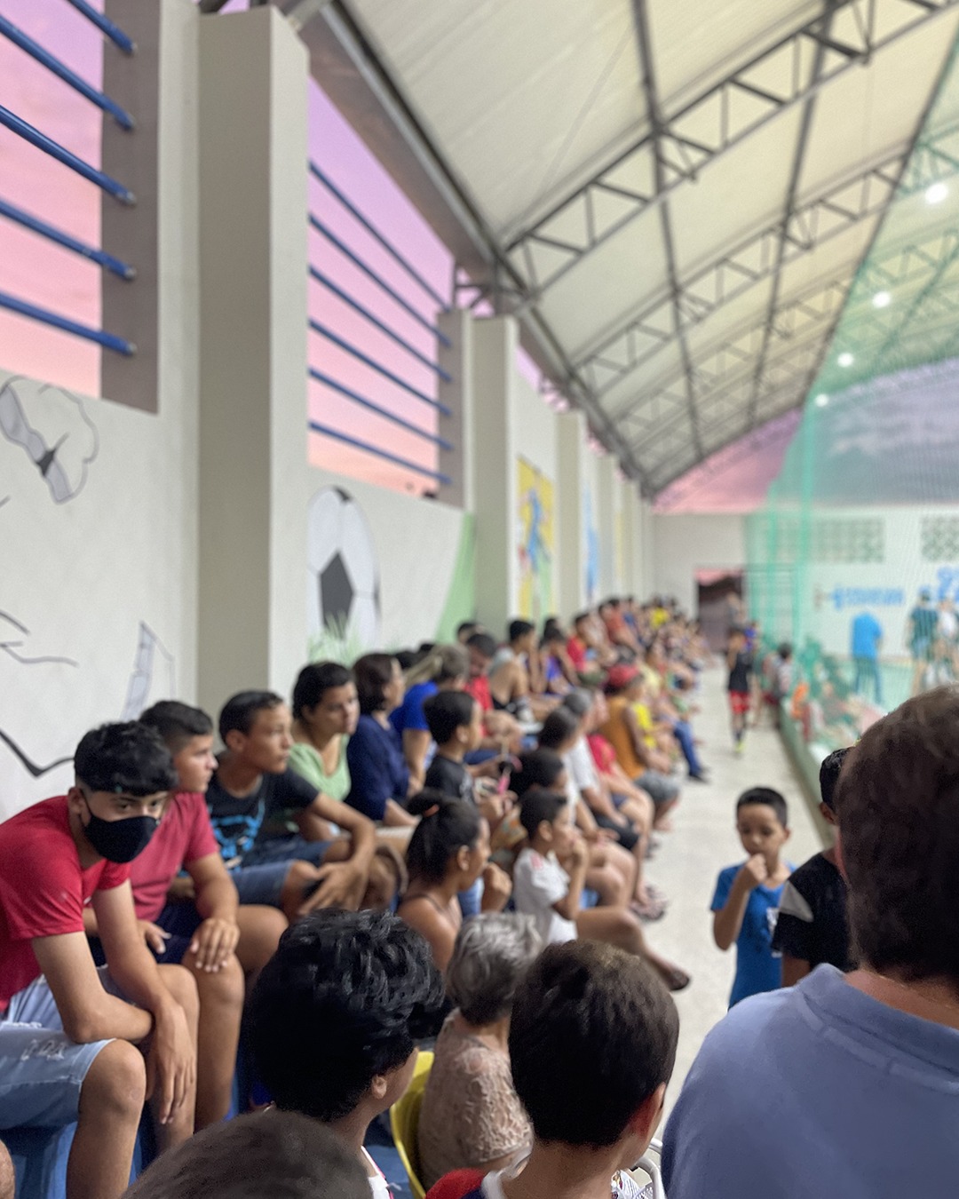PREFEITURA REALIZA ENTREGA DA QUADRA DE ESORTES NO CONJUNTO OSNILDO TARGINO