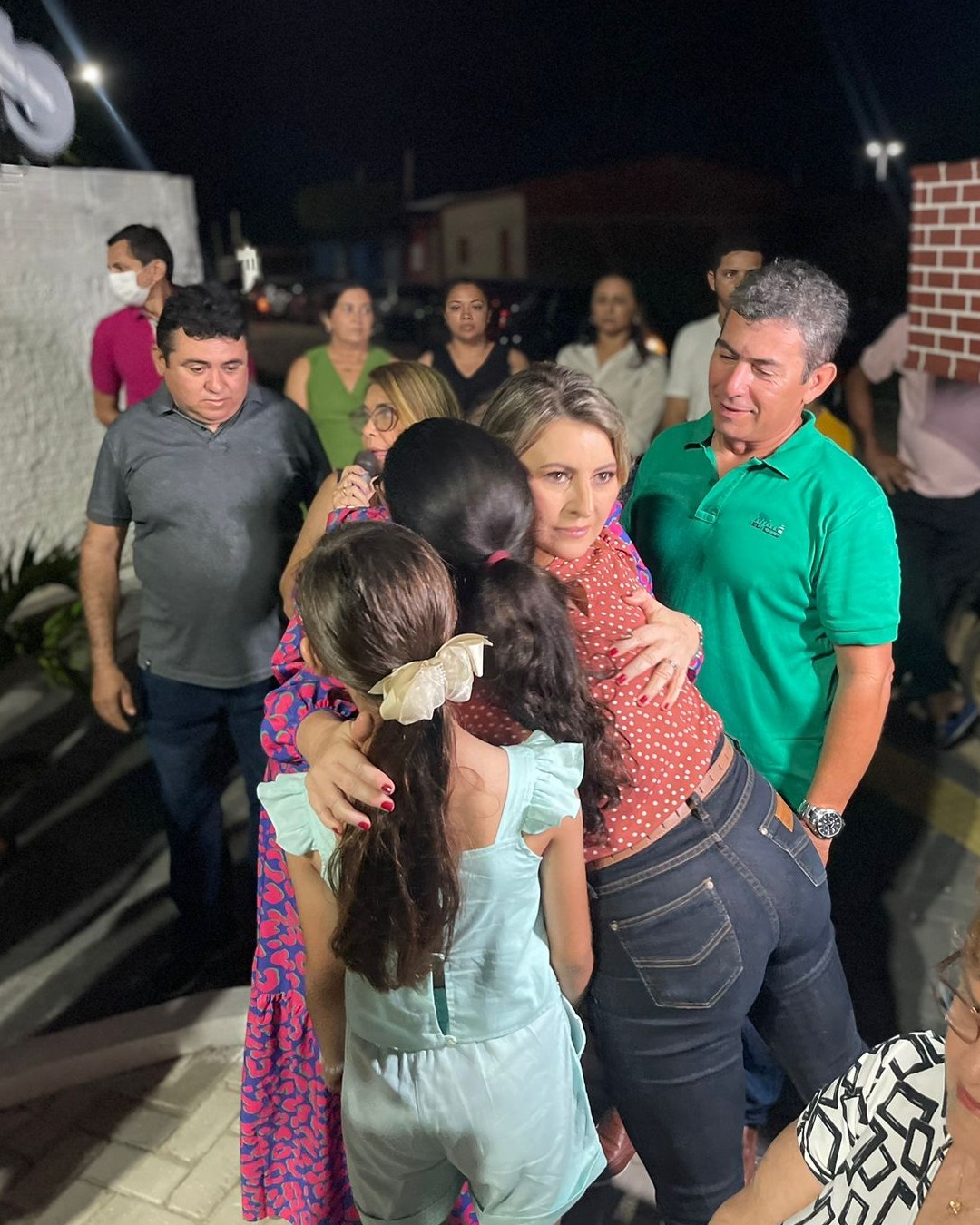 PREFEITURA DE MESSIAS TARGINO INAUGURA PRACINHA JOÃO MANOEL