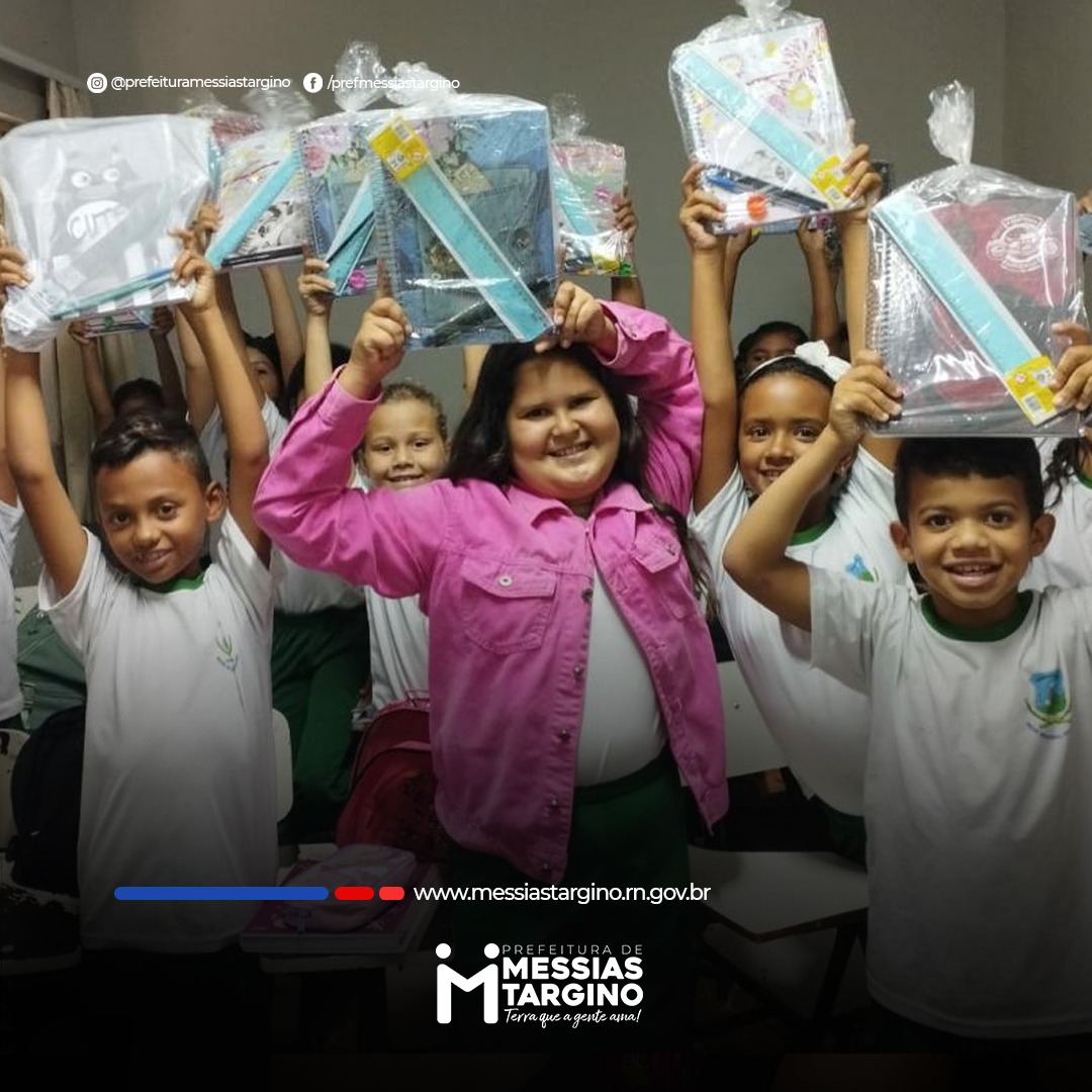 PREFEITURA REALIZA ENTREGA DE KITs ESCOLARES PARA REDE MUNICIPAL DE ENSINO