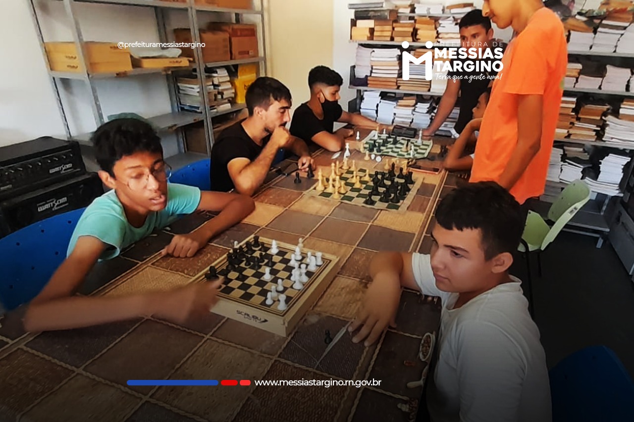 PREFEITURA REALIZA PROJETO XADREZ NA ESCOLA