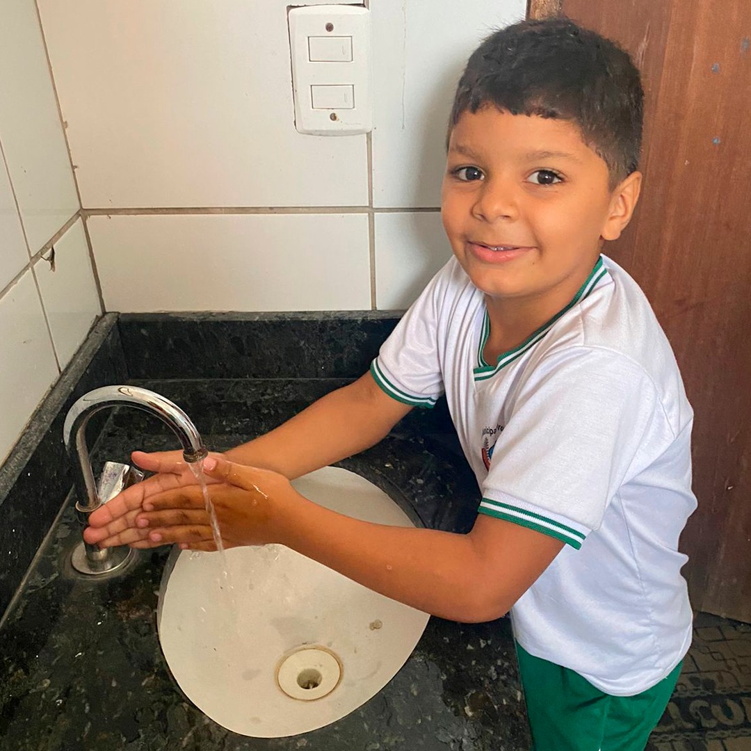 PROGRAMA DE LAVAGEM DE MÃOS E HIGIENE NA PRÉ-ESCOLA E SÉRIES INCIIAIS DO ENSINO FUNDAMENTAL
