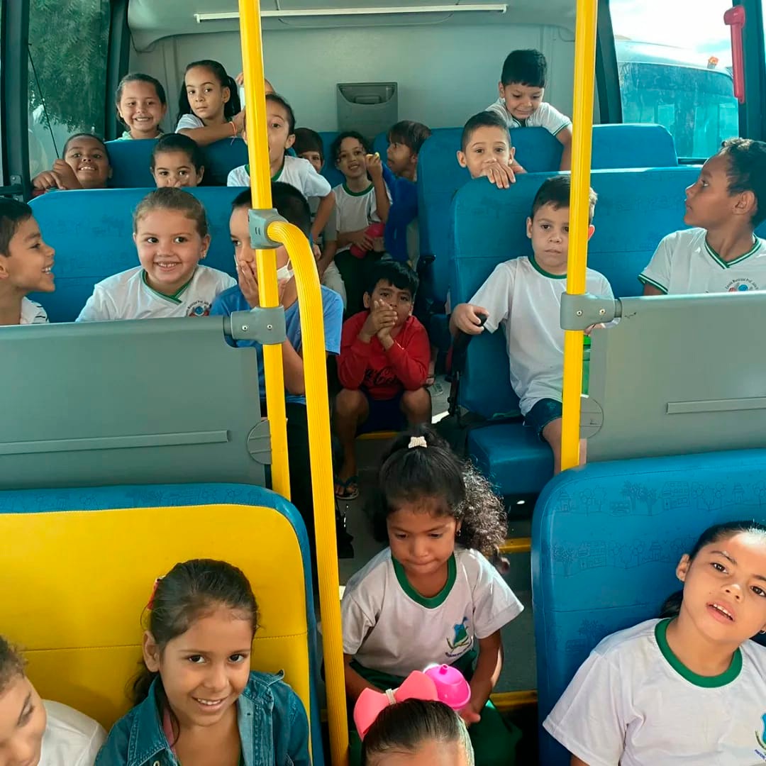 PROJETO DE EMANCIPAÇÃO POLÍTICA LEVA ALUNOS PARA CAEIRA DE MESSIAS TARGINO