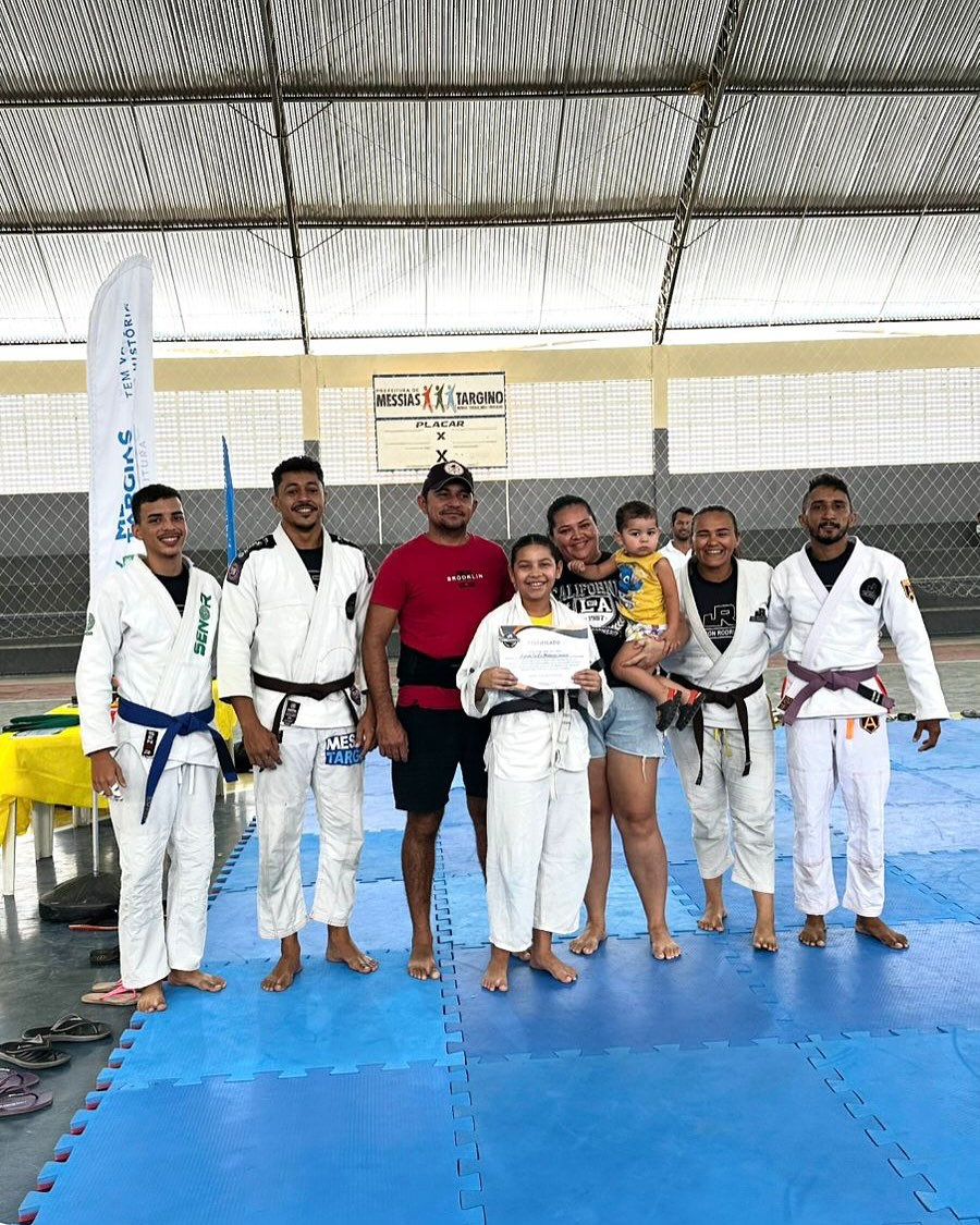 Projeto Messias Jiu-Jitsu realiza cerimônia de graduação e celebra conquistas dos alunos