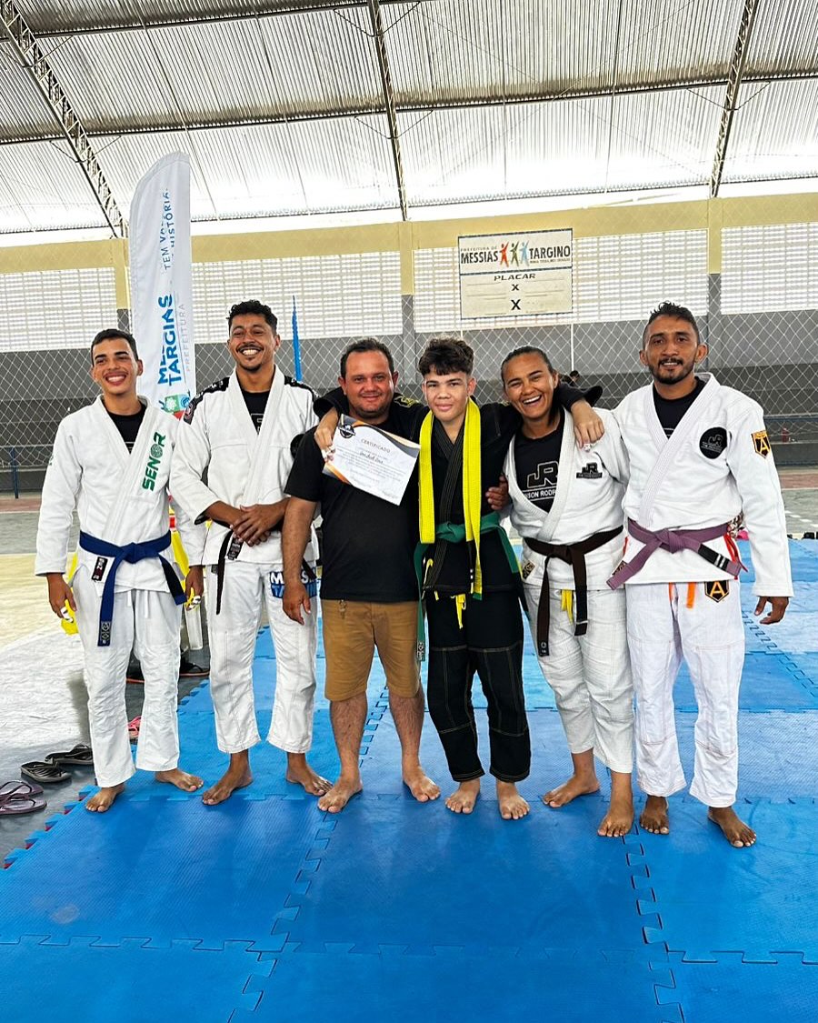 Projeto Messias Jiu-Jitsu realiza cerimônia de graduação e celebra conquistas dos alunos