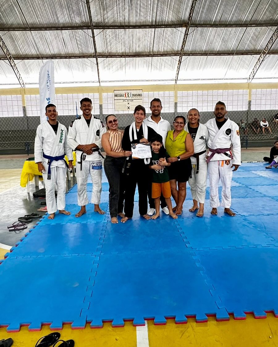 Projeto Messias Jiu-Jitsu realiza cerimônia de graduação e celebra conquistas dos alunos